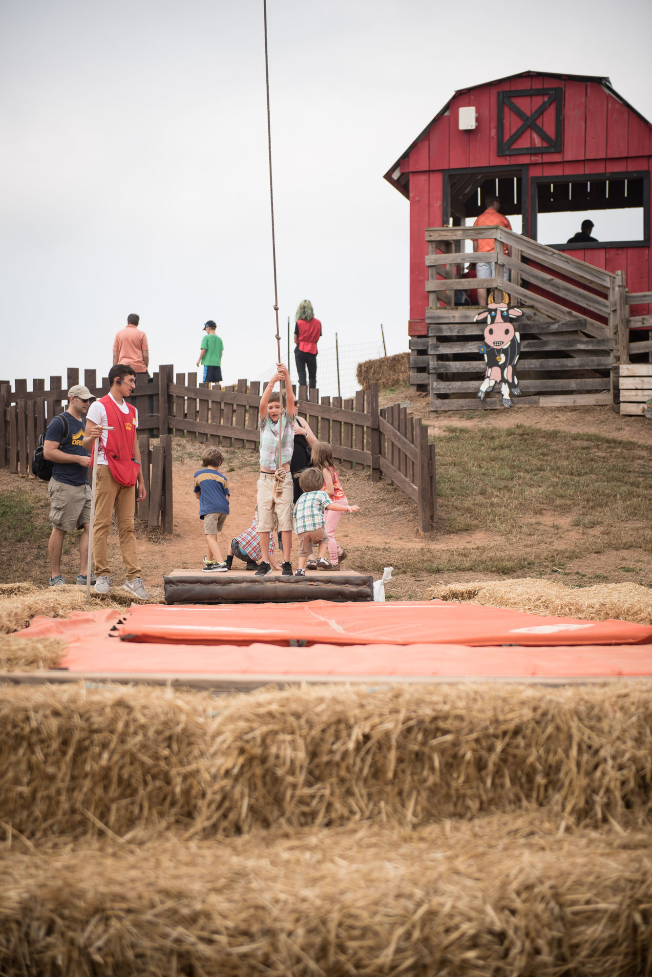 pictures of fall farm activities in Virginia by megan cieloha