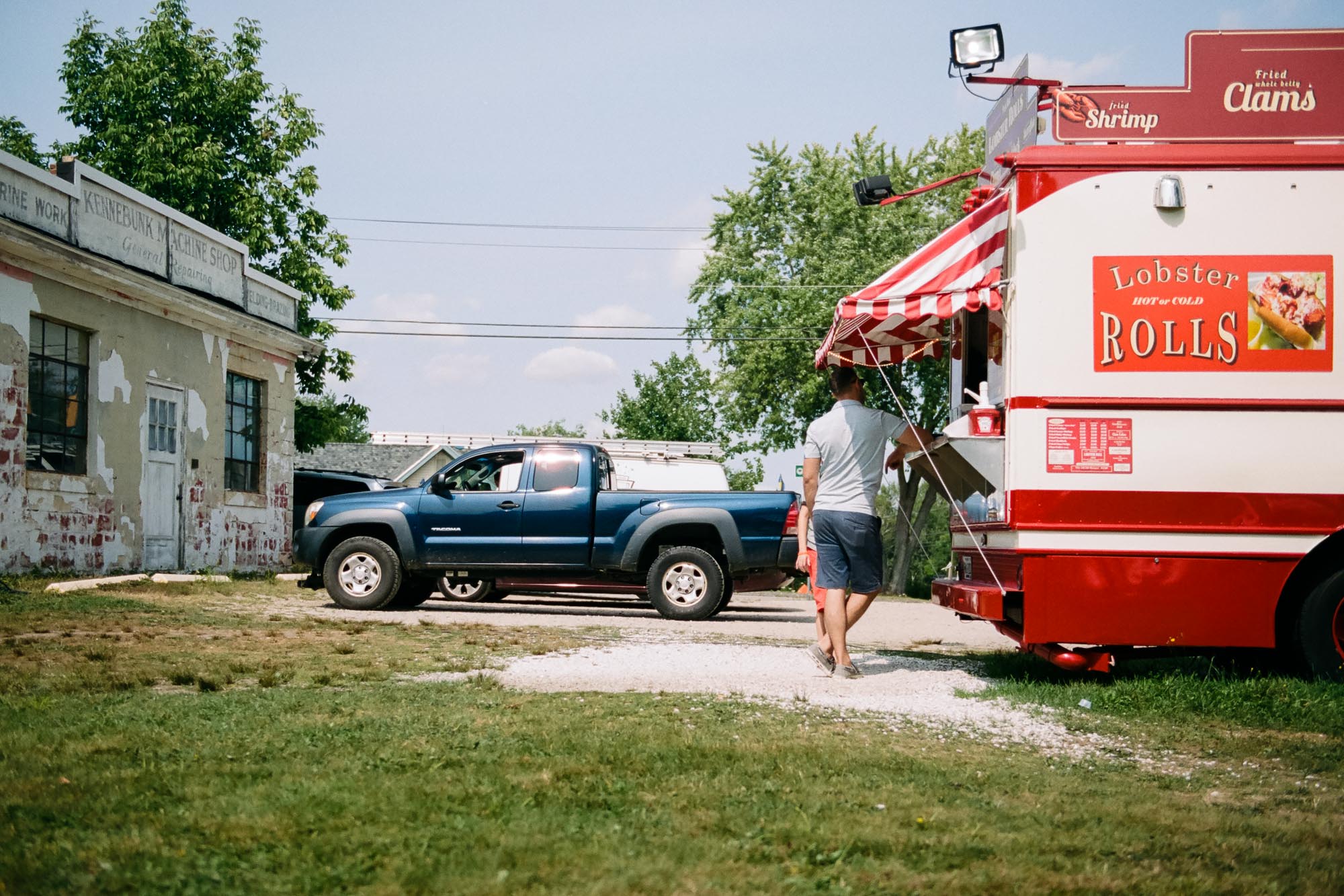 film-photos-day-trip-to-kennebunkport-maine-by-megan-cieloha